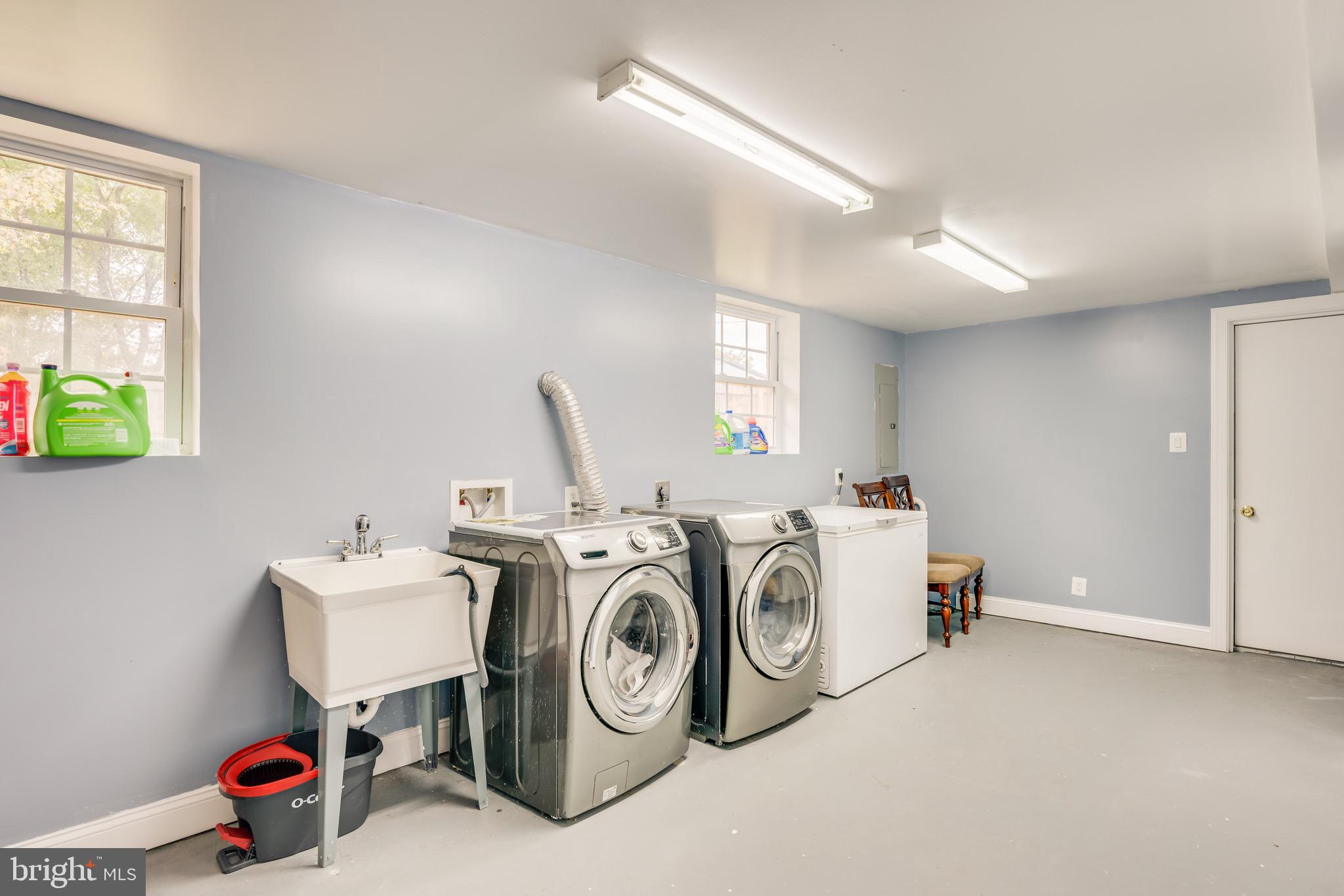 1201 Collingwood Road Alexandria, VA 22308 - Photo 31 of 35 Laundry room and workshop area