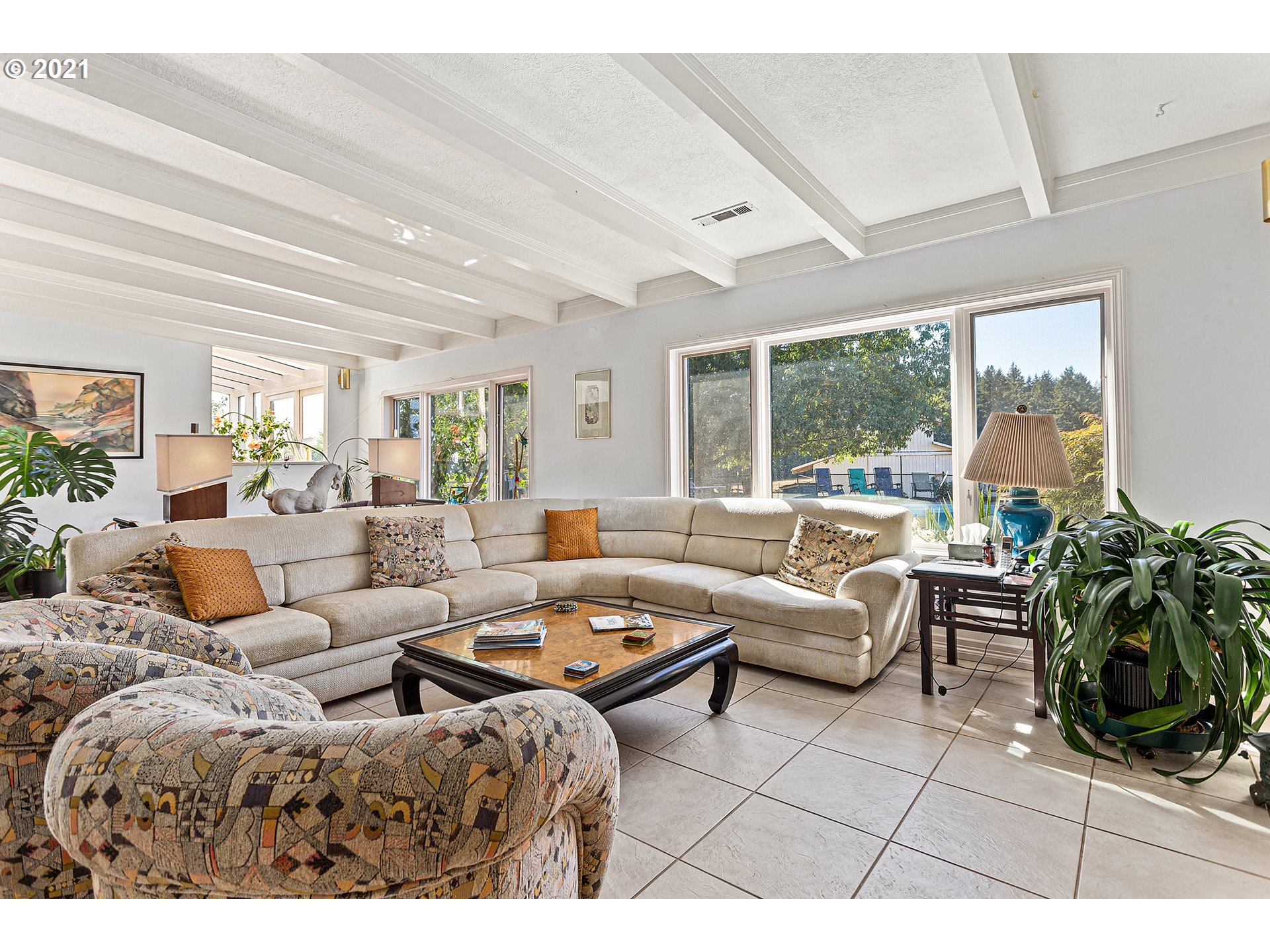 16705 Northwest Johnson Road Hillsboro, OR 97124 - Photo 4 of 32 Gallery Image 4