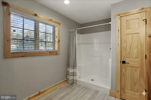 $1,100,000 | 1026 North Camp Road, McHenry, MD 21541