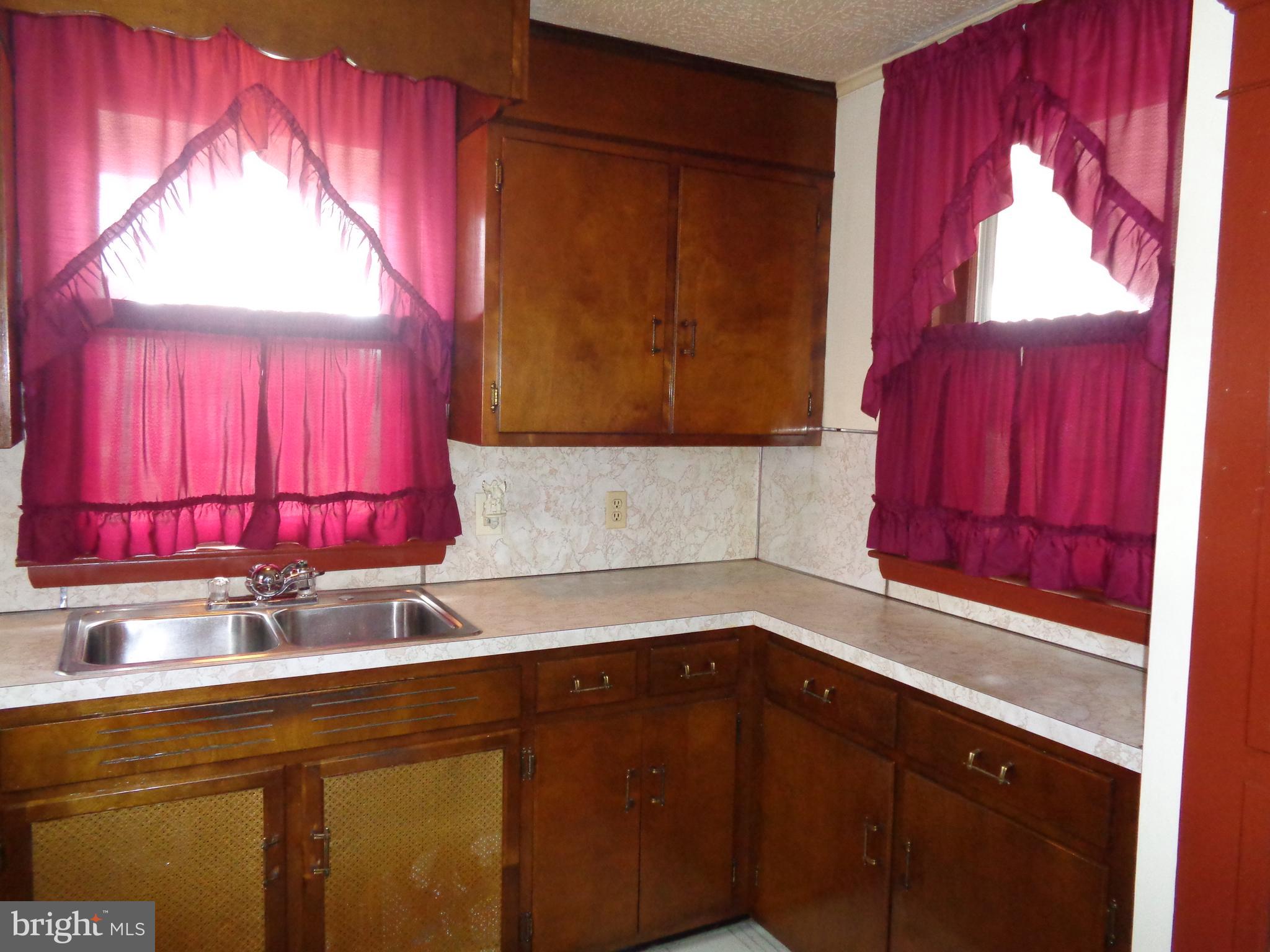334 3rd Street Hanover, PA 17331 - Photo 8 of 31 Gallery Image 8