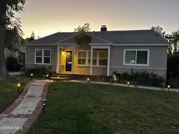 $5,300 | 6045 Sunnyslope Avenue, Van Nuys, CA 91401