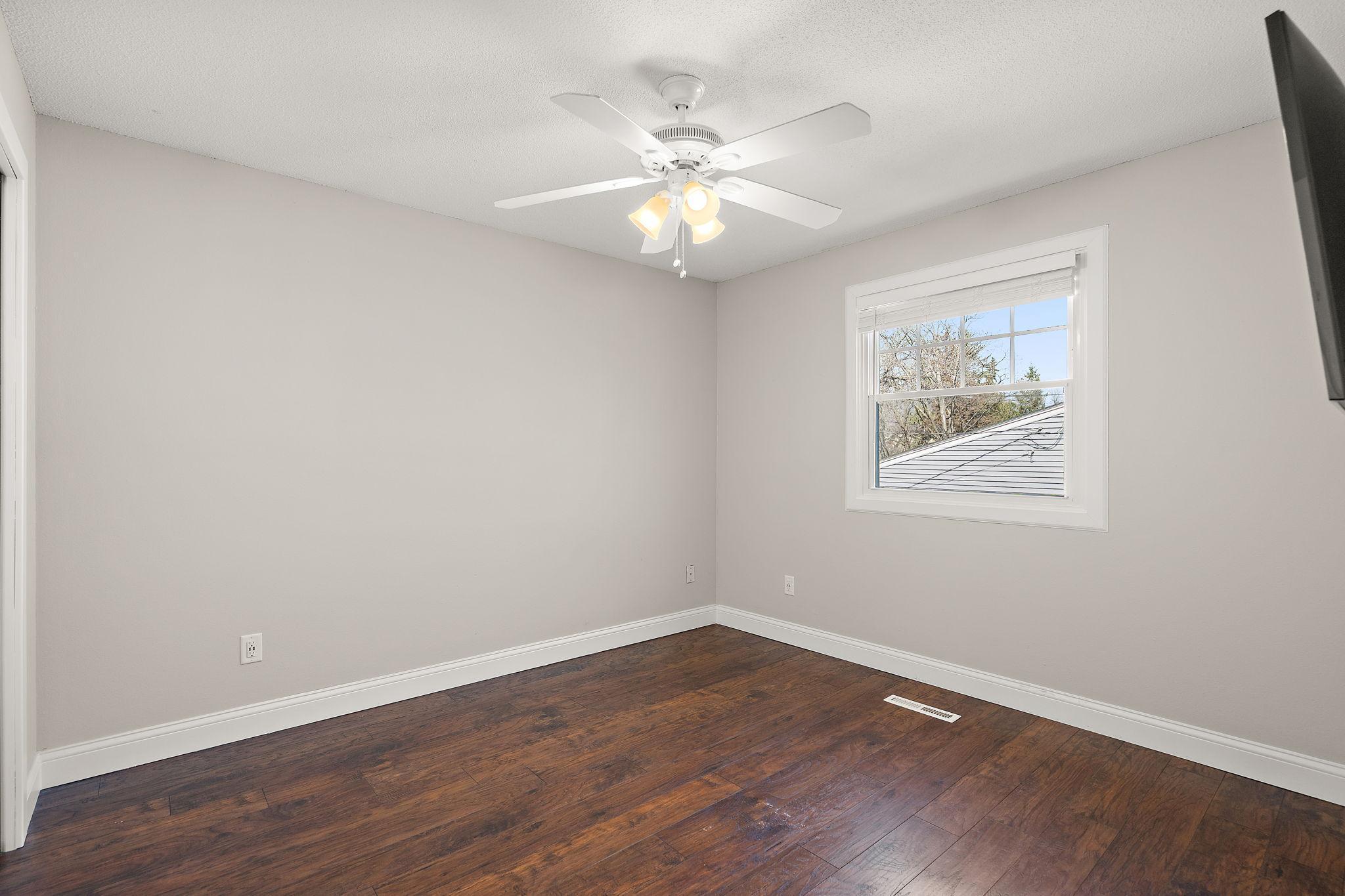 2760 Grove Lane Mound, MN 55364 - Photo 14 of 24