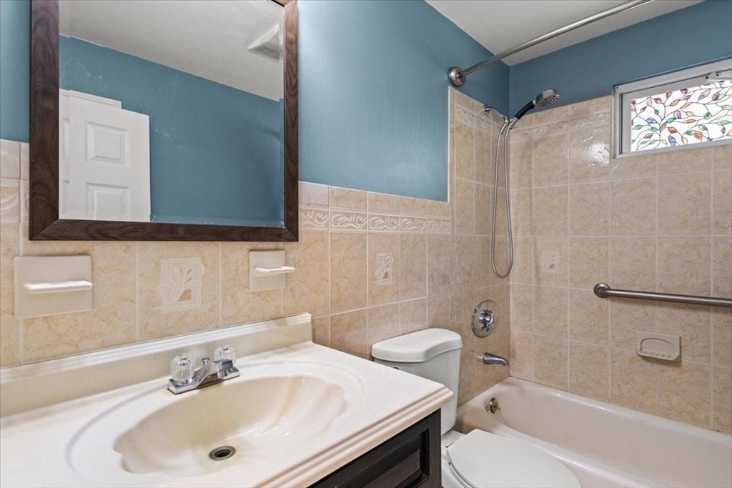 50 Peters Road Swansea, MA 02777 - Photo 19 of 32 Gallery Image 19