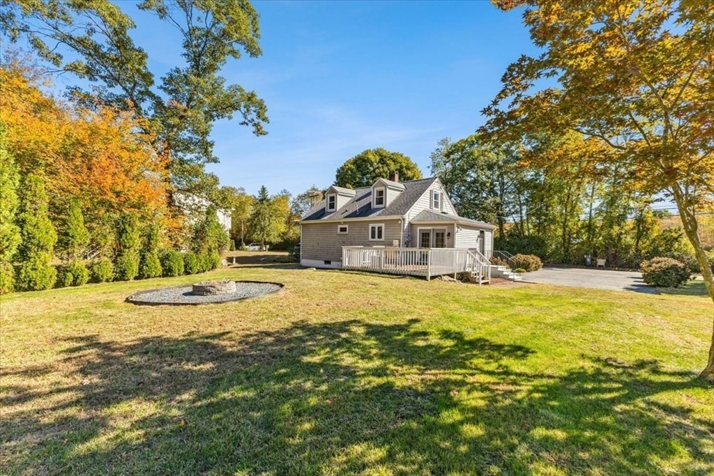 50 Peters Road Swansea, MA 02777 - Photo 4 of 32 Gallery Image 4