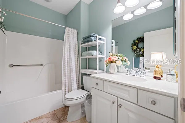 $620,000 | 25 Penny Creek Drive, Bluffton, SC 29909