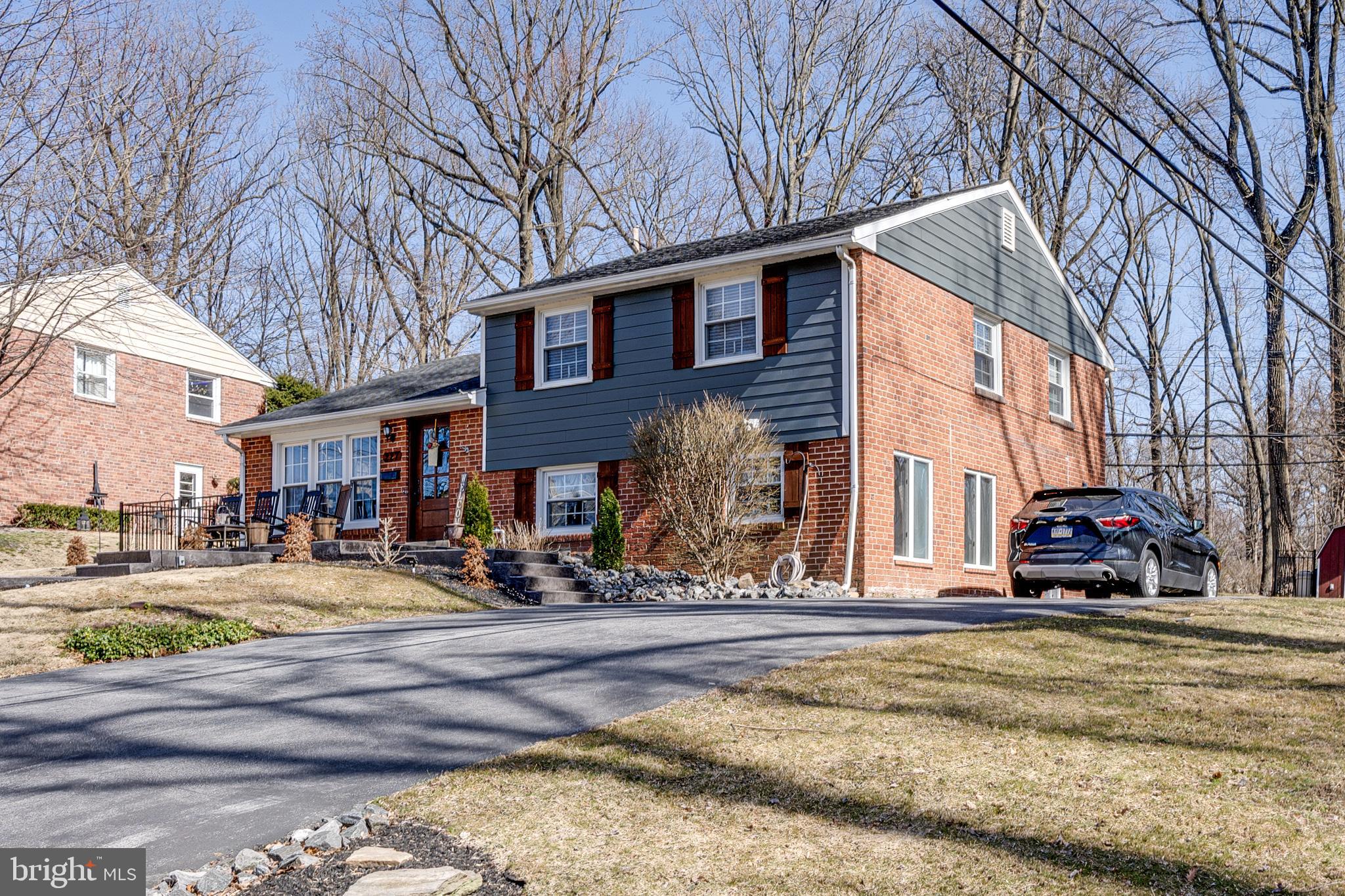 227 Lewis Road Springfield, PA 19064 - Photo 3 of 35