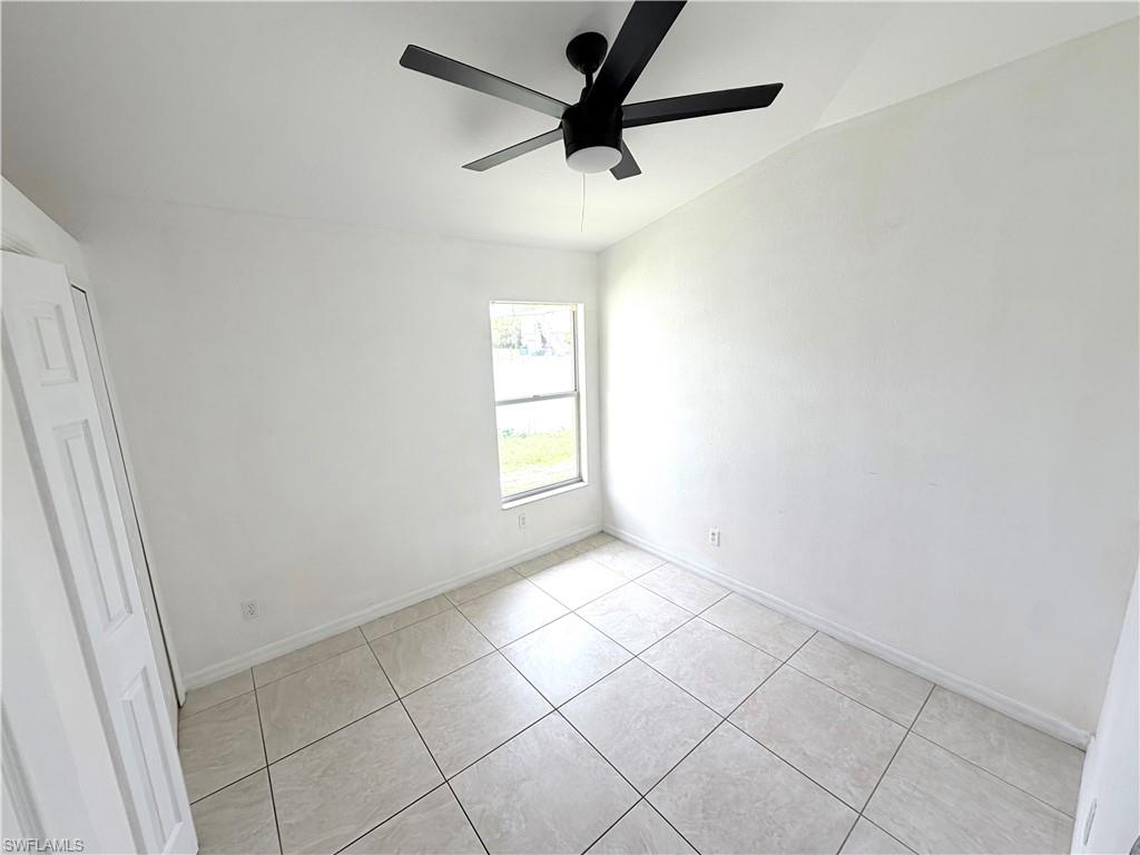 3586 Seagrape Avenue Naples, FL 34104 - Photo 34 of 44