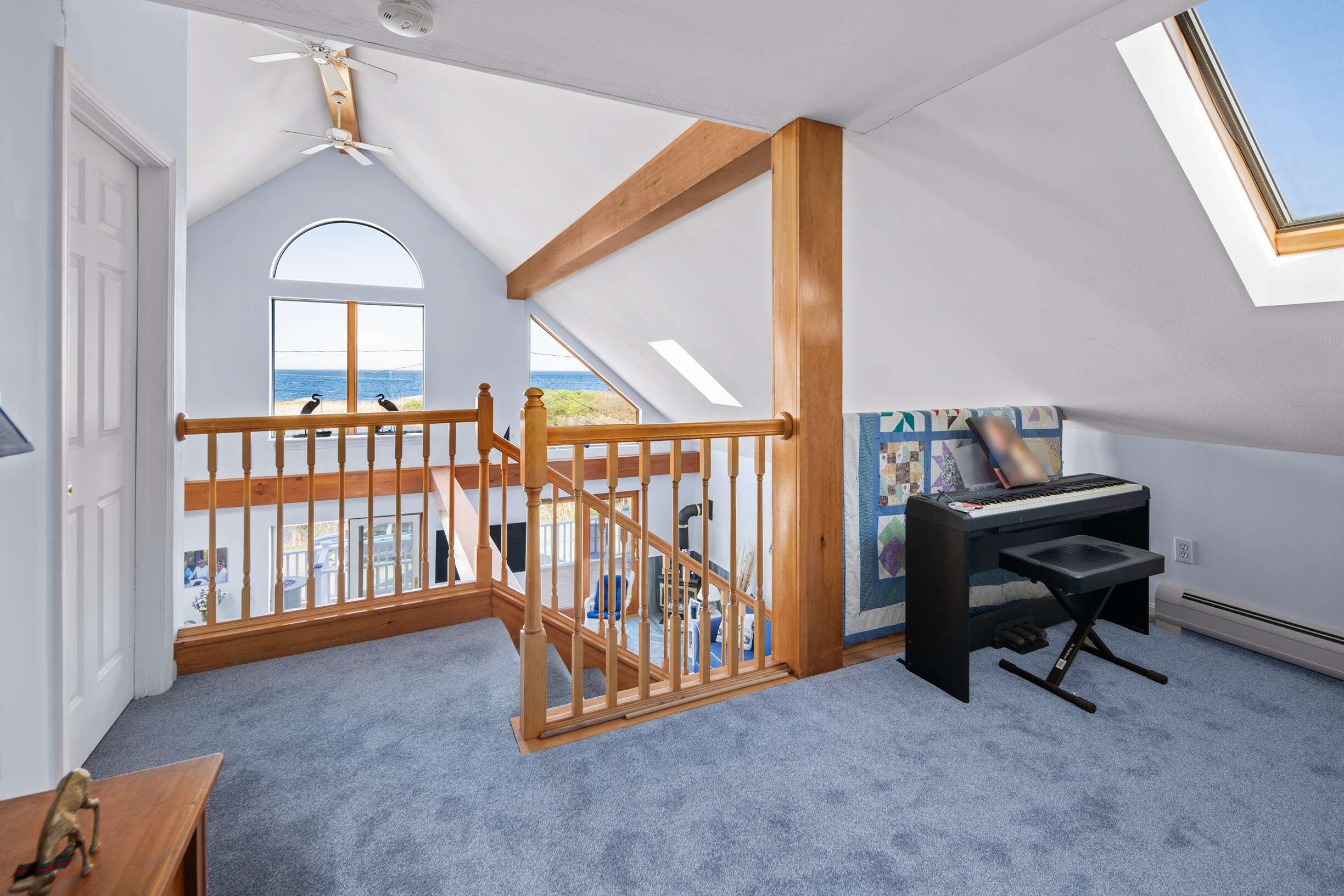 204 Nubble Road York, ME 03909 - Photo 15 of 32 Loft