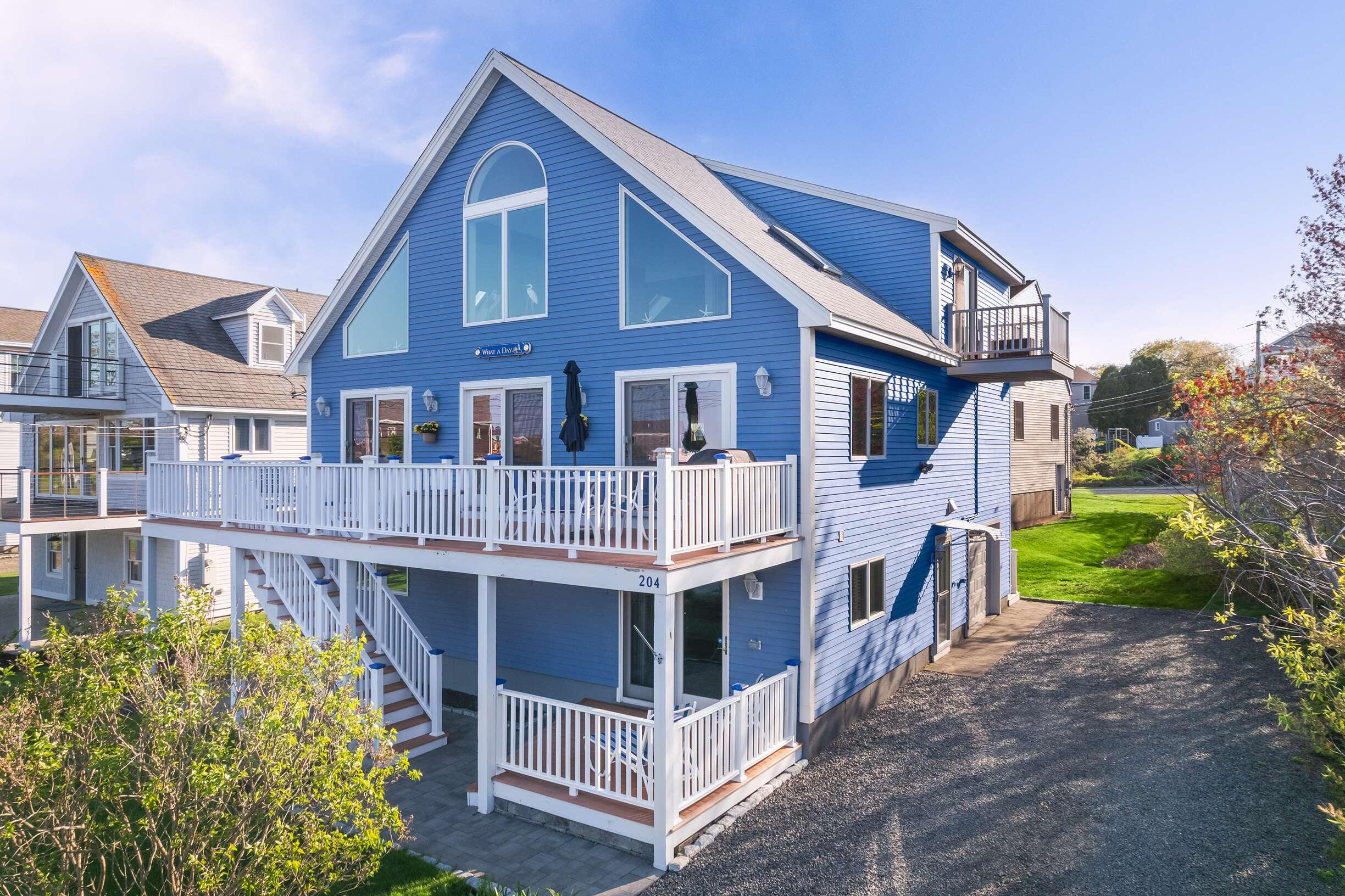 204 Nubble Road York, ME 03909 - Photo 2 of 32 Front of Home