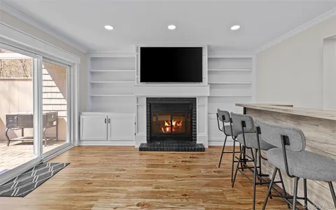 $775,000 | 163 Boathouse Lane, Unit 163, Bay Shore, NY 11706