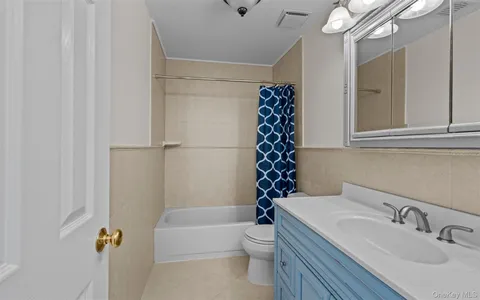 $775,000 | 163 Boathouse Lane, Unit 163, Bay Shore, NY 11706