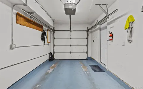 $775,000 | 163 Boathouse Lane, Unit 163, Bay Shore, NY 11706