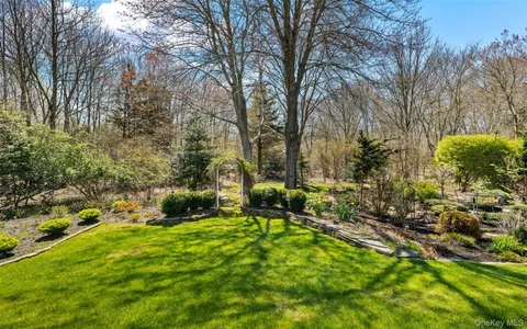 $775,000 | 163 Boathouse Lane, Unit 163, Bay Shore, NY 11706