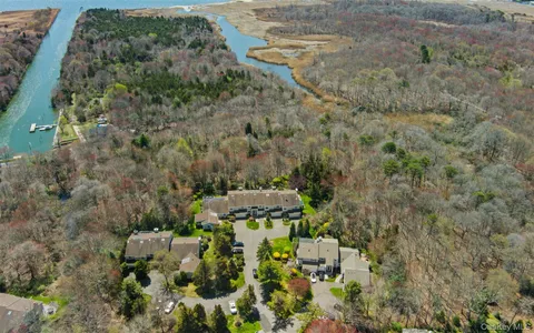 $775,000 | 163 Boathouse Lane, Unit 163, Bay Shore, NY 11706