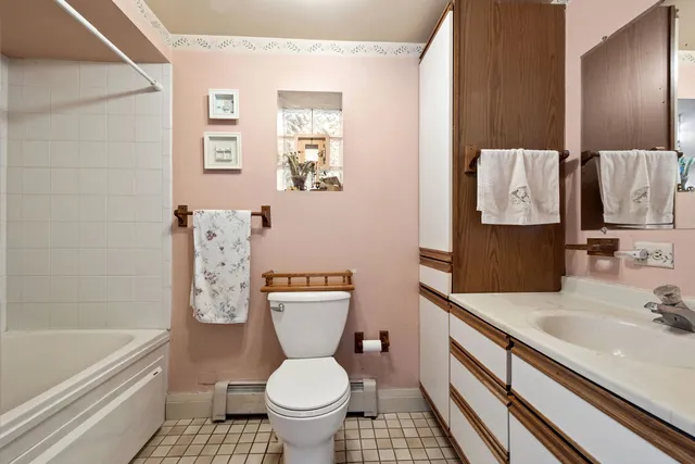 $298,750 | 9600 Central Avenue, Oak Lawn, IL 60453