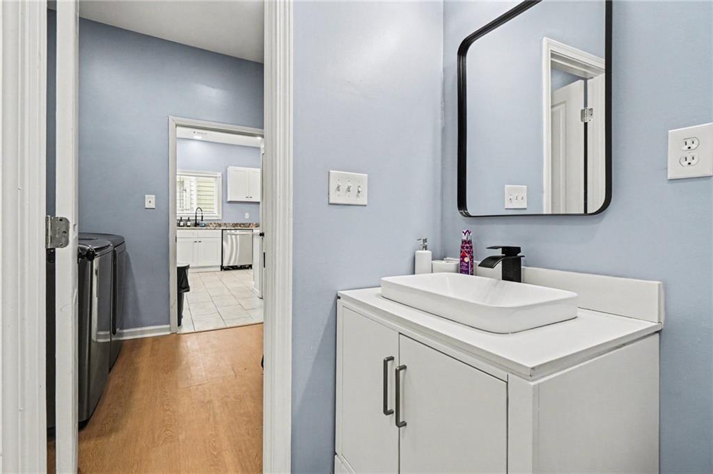 1382 Elizabeth Lane Atlanta, GA 30344 - Photo 15 of 27