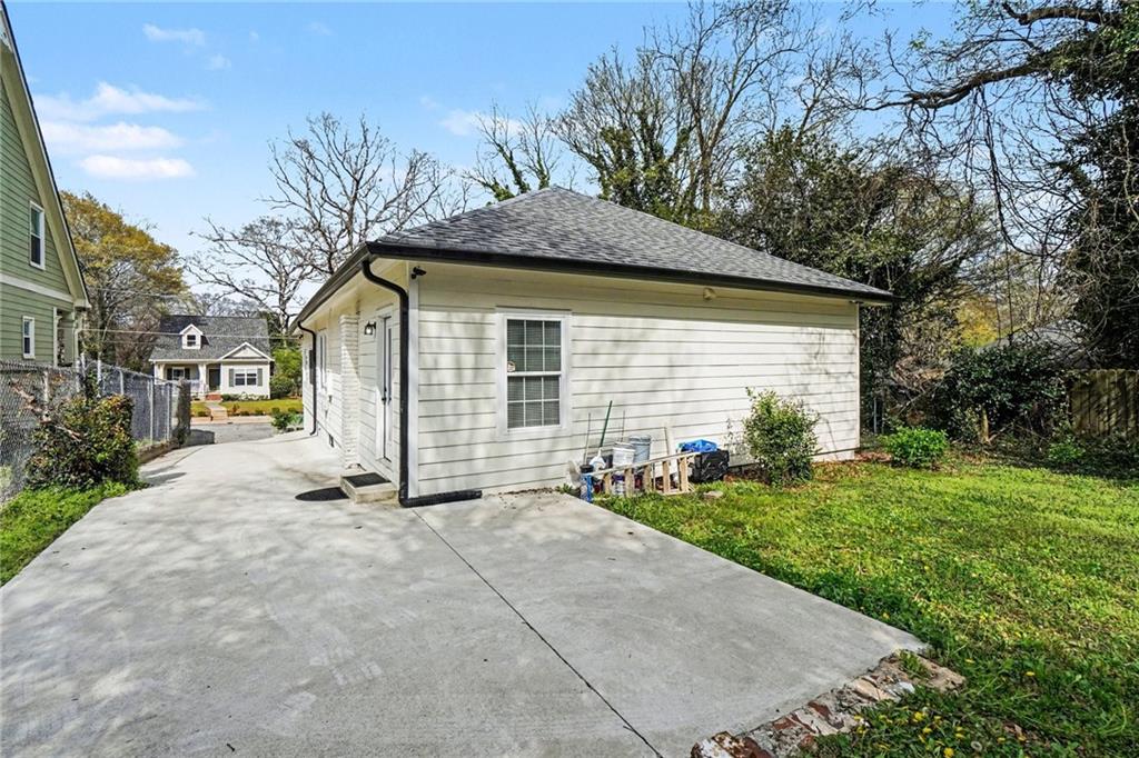 1382 Elizabeth Lane Atlanta, GA 30344 - Photo 24 of 27