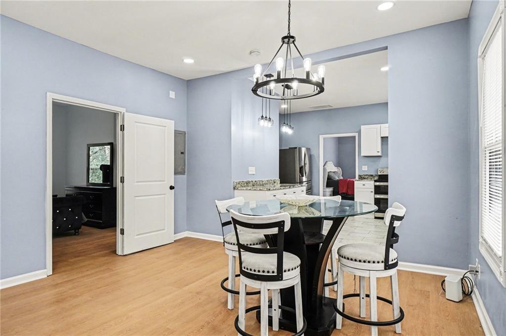 1382 Elizabeth Lane Atlanta, GA 30344 - Photo 8 of 27