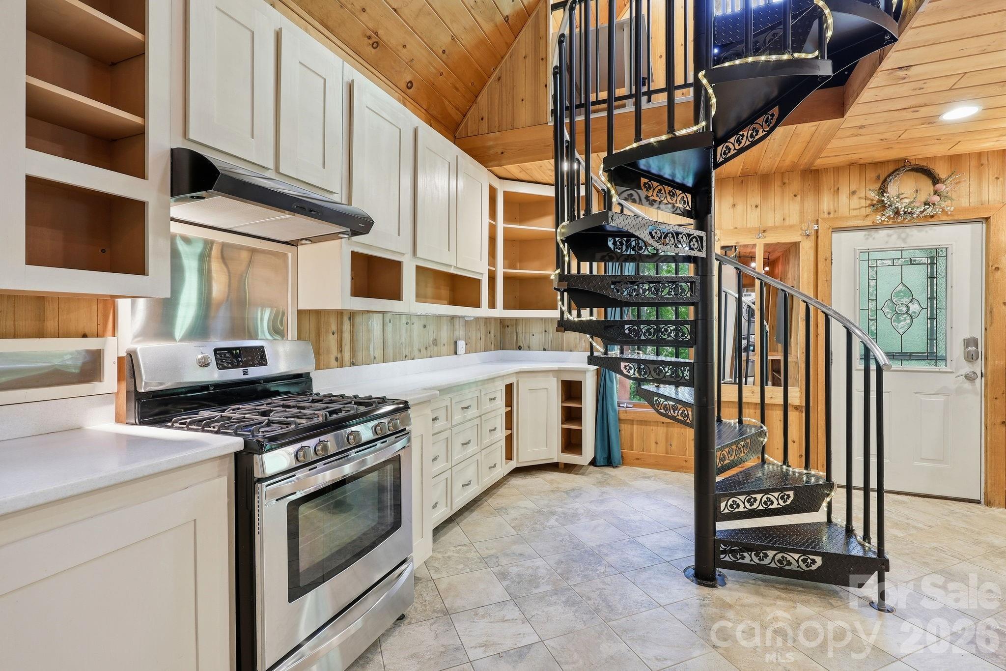98 Sparkling Springs Road Fairview, NC 28730 - Photo 10 of 48
