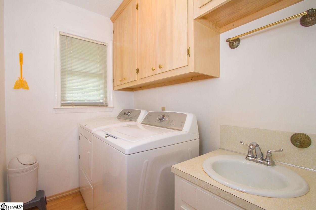 422 Broadway Lake Road Anderson, SC 29621 - Photo 11 of 36 Gallery Image 11