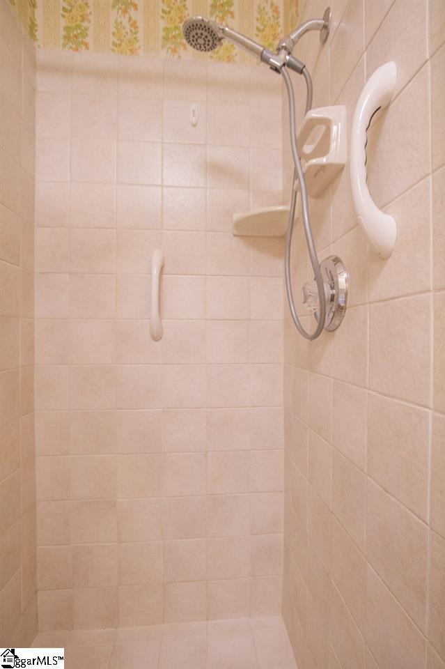 422 Broadway Lake Road Anderson, SC 29621 - Photo 30 of 36 Gallery Image 30