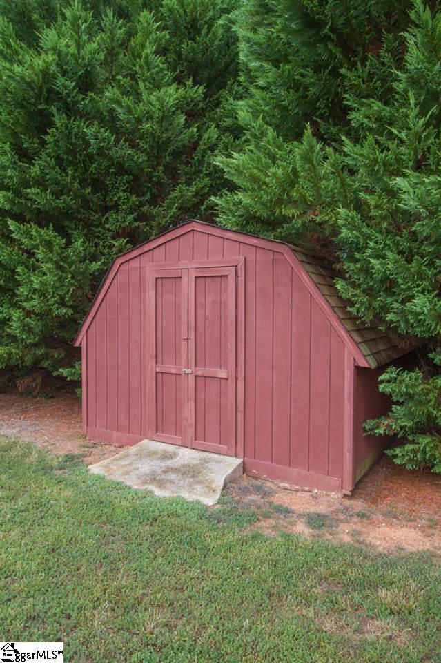 422 Broadway Lake Road Anderson, SC 29621 - Photo 33 of 36 Gallery Image 33