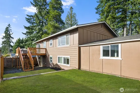 $1,139,950 | 12103 Southeast 70th Street, Newcastle, WA 98056