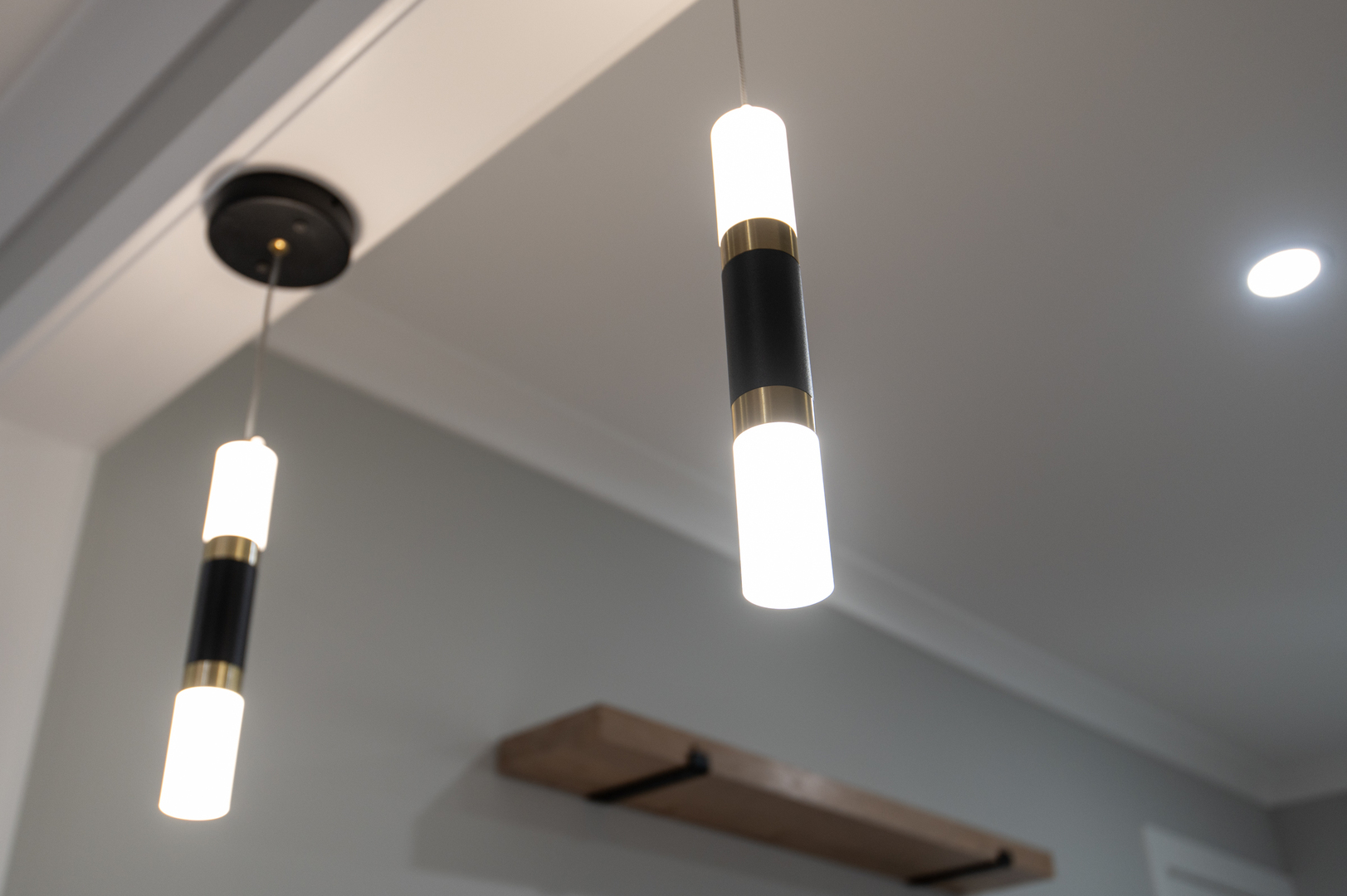 5159 North East River Road, Unit 312 Chicago, IL 60656 - Photo 11 of 42 a close view of faucet in the window