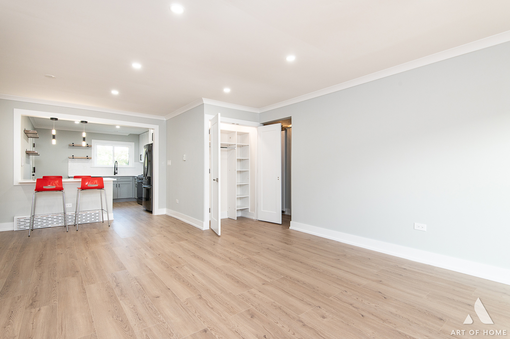 5159 North East River Road, Unit 312 Chicago, IL 60656 - Photo 16 of 42 a view of an empty room