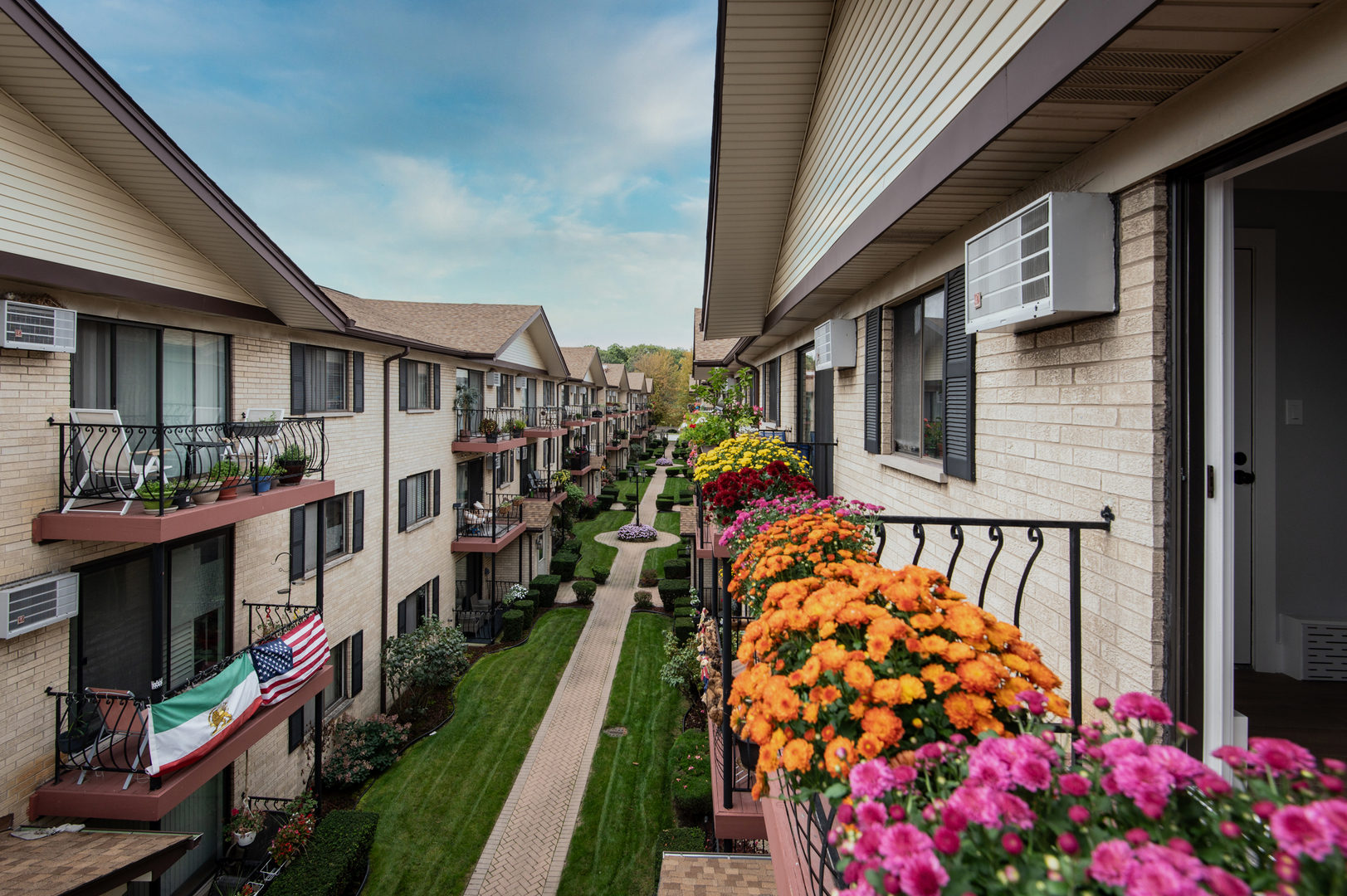 5159 North East River Road, Unit 312 Chicago, IL 60656 - Photo 36 of 42 a view of street from balcony