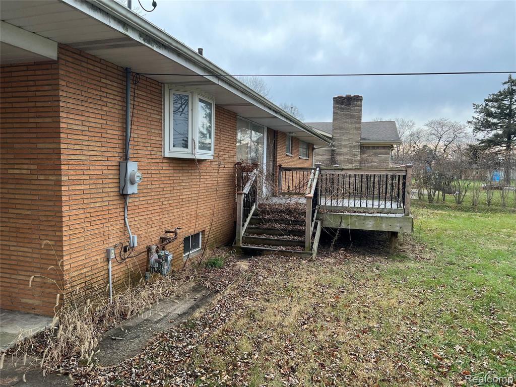 647 Ruff Drive Monroe, MI 48162 - Photo 5 of 36