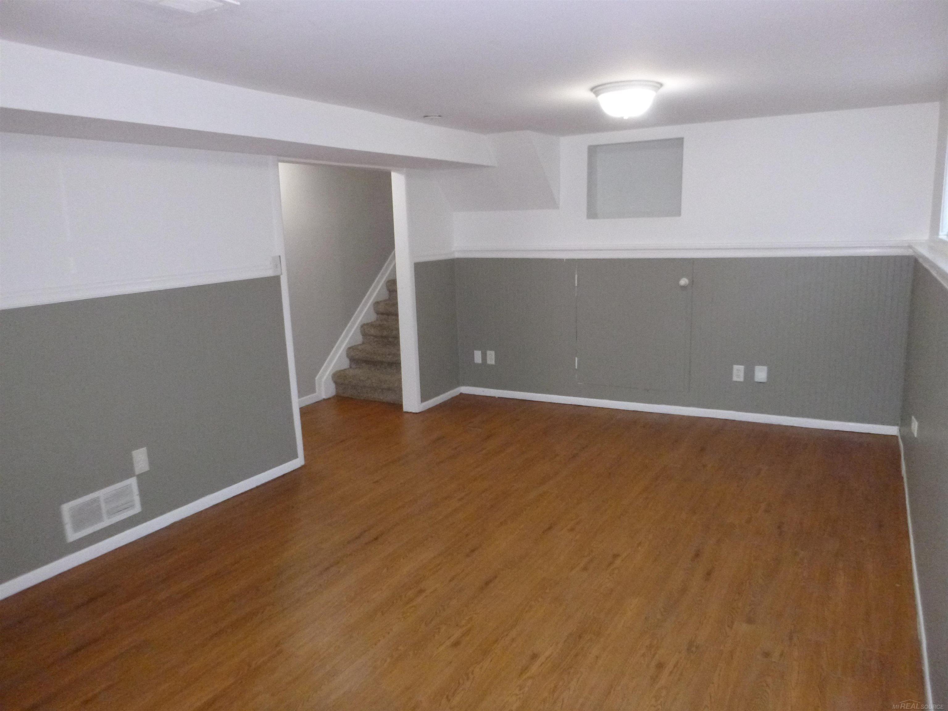 12062 Racine Road Warren, MI 48093 - Photo 13 of 14