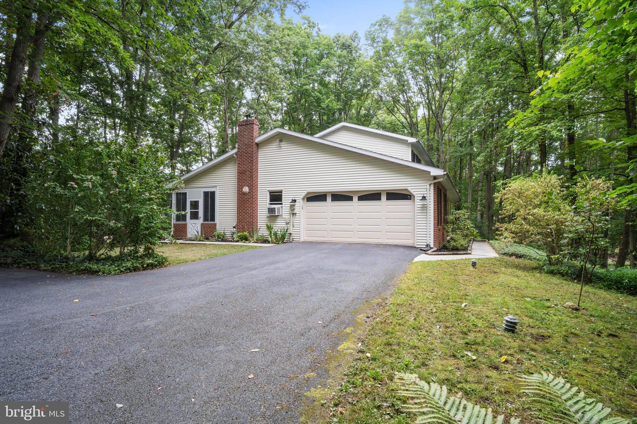 624 Gutshall Road Boiling Springs, PA 17007 - Photo 5 of 41 Gallery Image 5