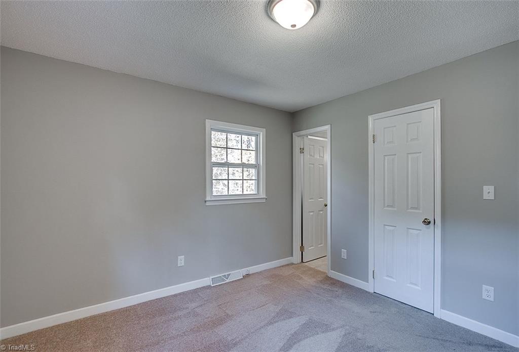 375 Cambridge Road Lexington, NC 27292 - Photo 14 of 19 Gallery Image 14