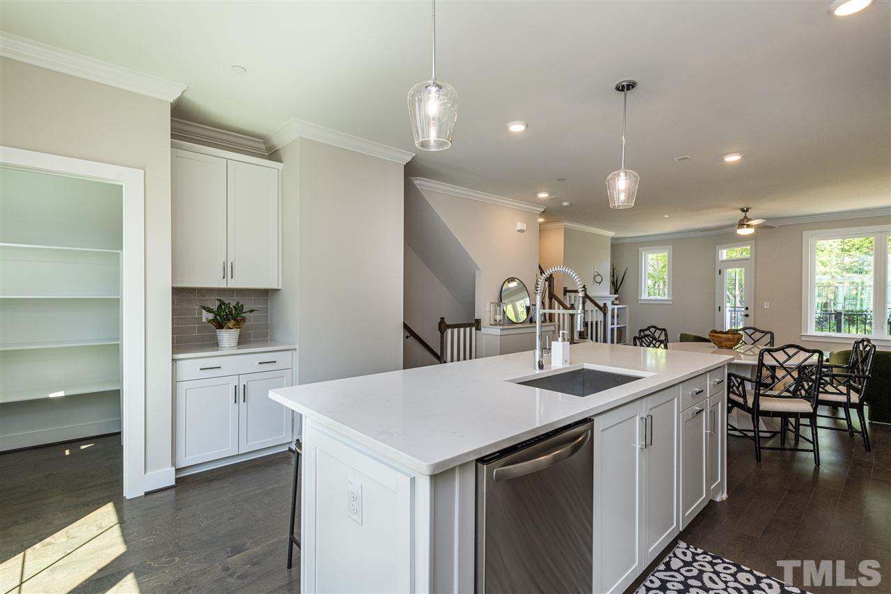 1610 Draper View Loop, Unit 105 Raleigh, NC 27608 - Photo 12 of 30