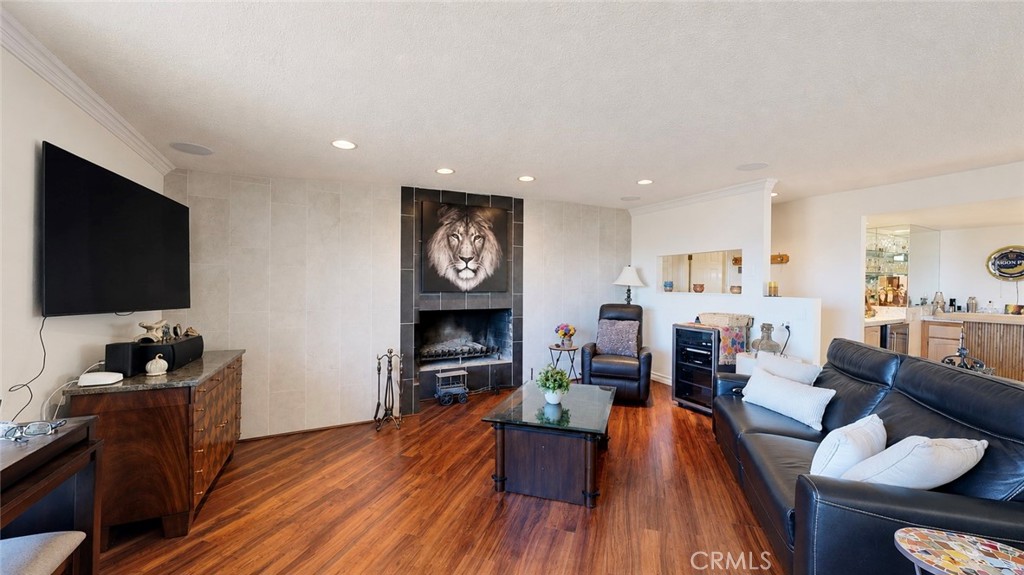 17850 Vista Del Lago Drive Riverside, CA 92503 - Photo 18 of 75
