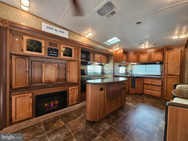 $135,000 | 15 & 16 Poison Oak, Falling Waters, WV 25419