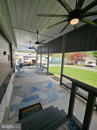 $135,000 | 15 & 16 Poison Oak, Falling Waters, WV 25419