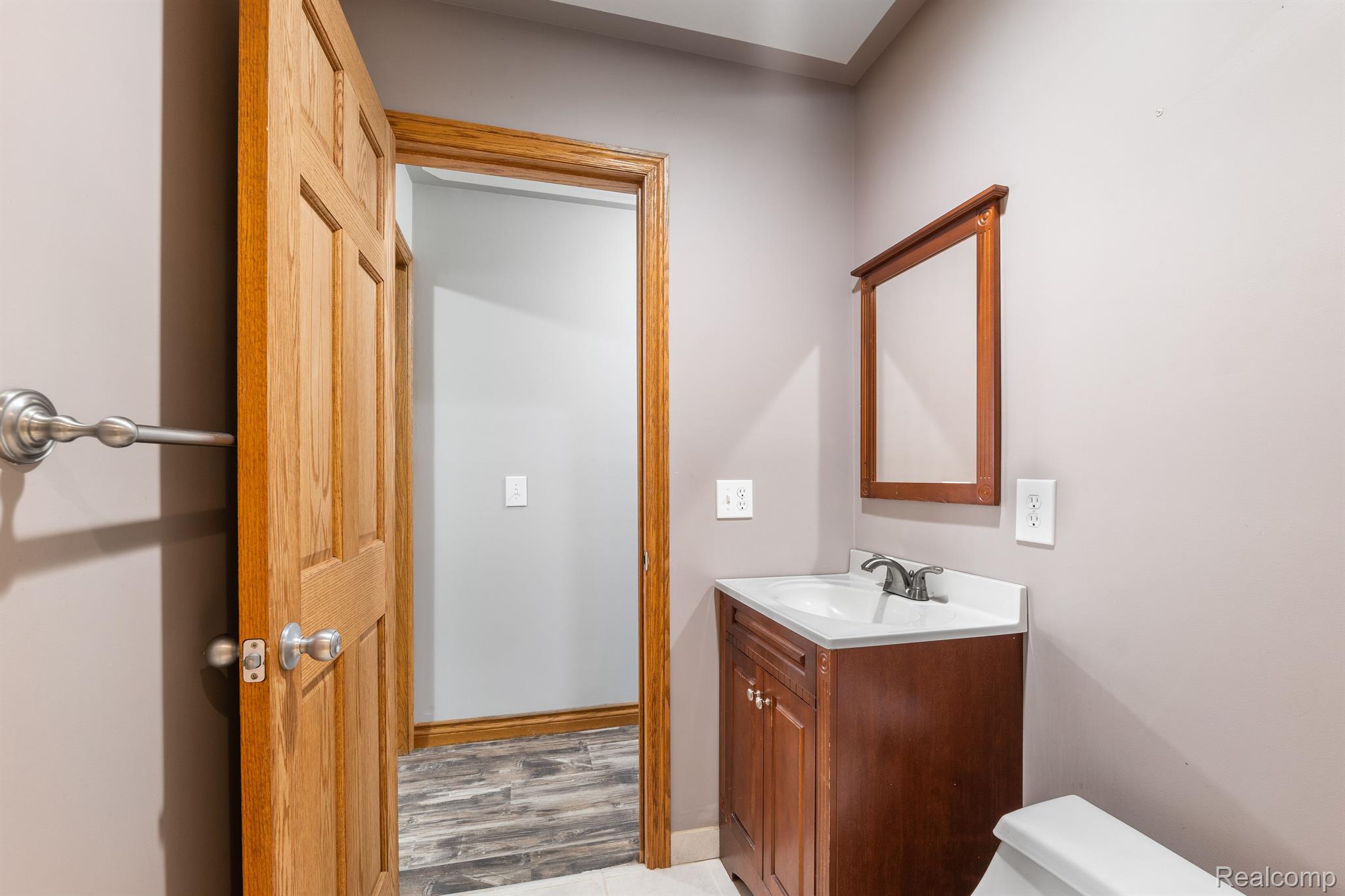 1255 East Buell Road Rochester, MI 48306 - Photo 27 of 37 Gallery Image 27