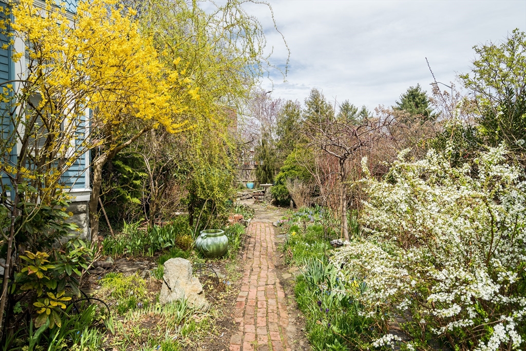 12 Rindge, Unit 1 Cambridge, MA 02140 - Photo 31 of 35 Gallery Image 31