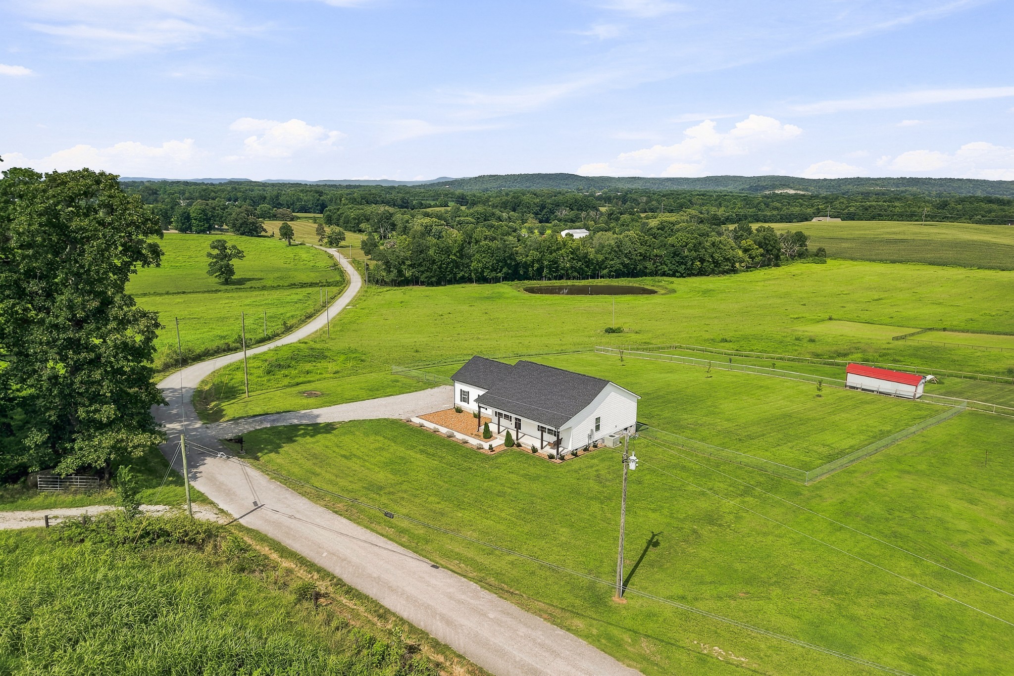 1719 Purvin Lollar Road Sparta, TN 38583 - Photo 7 of 45