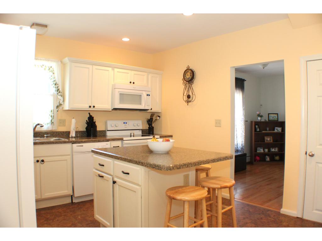 581 Merrimack Street Manchester, NH 03103 - Photo 3 of 28 Gallery Image 3
