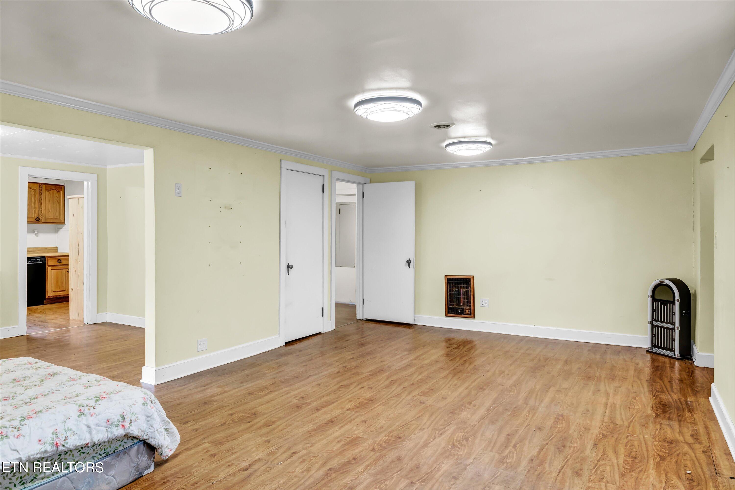 912 East Hendron Chapel Road Knoxville, TN 37920 - Photo 6 of 25 07-912 E Hendron Chapel Rd-7