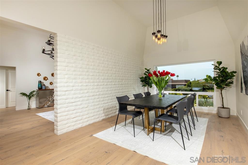 5545 Rutgers Road La Jolla, CA 92037 - Photo 9 of 24