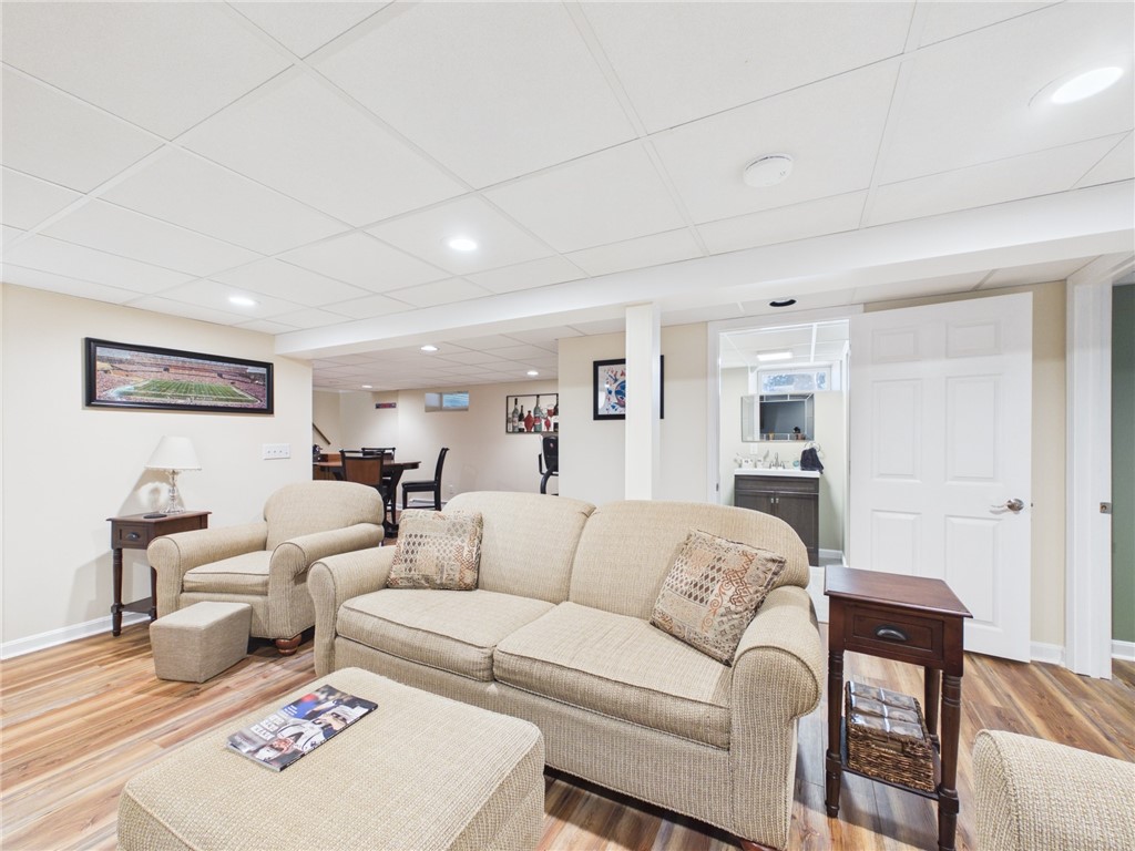 205 Baldwin Road Warwick, RI 02886 - Photo 27 of 37