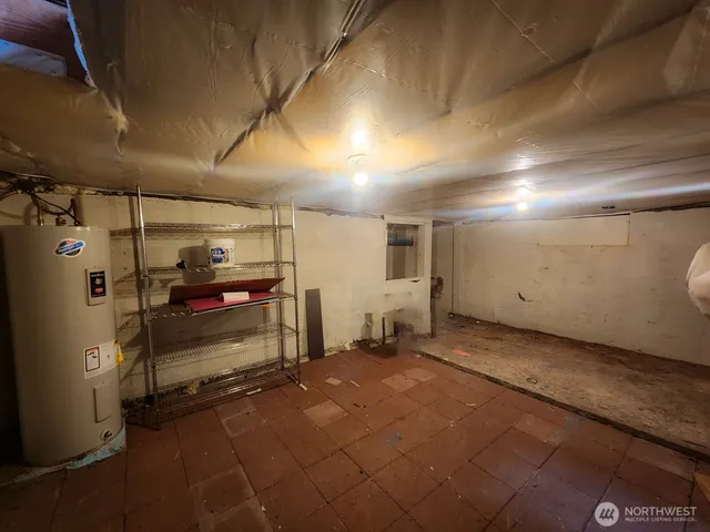 $3,700 | 309 V Street, Port Townsend, WA 98368