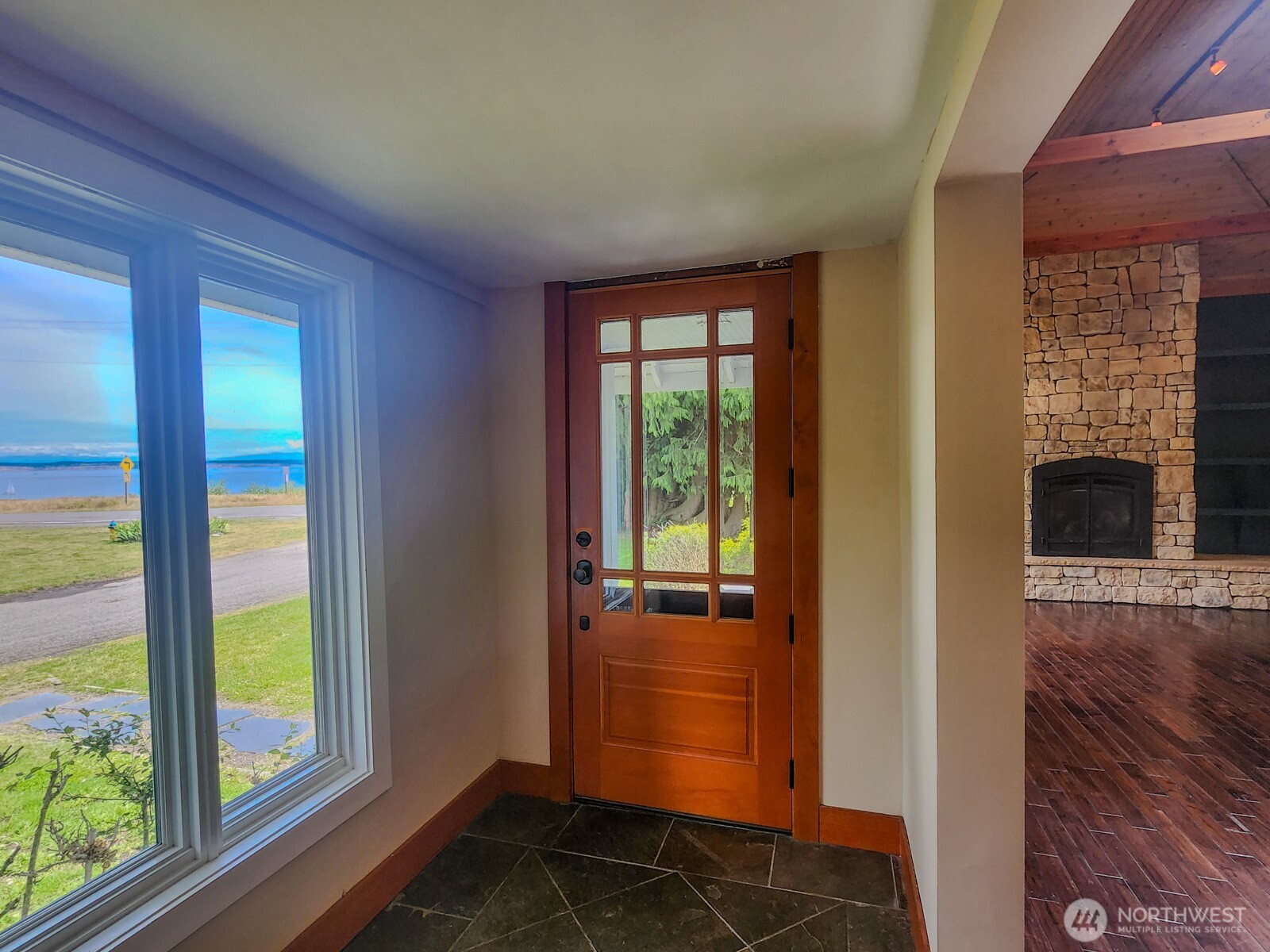 309 V Street Port Townsend, WA 98368 - Photo 4 of 40