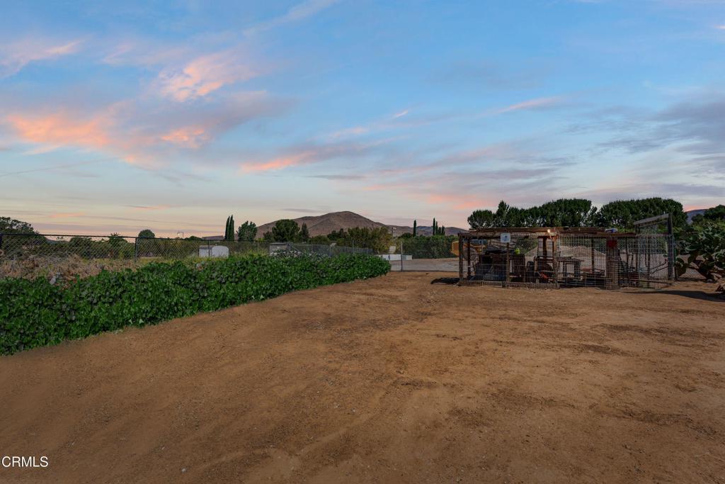 33011 Crown Valley Road Acton, CA 93510 - Photo 26 of 32