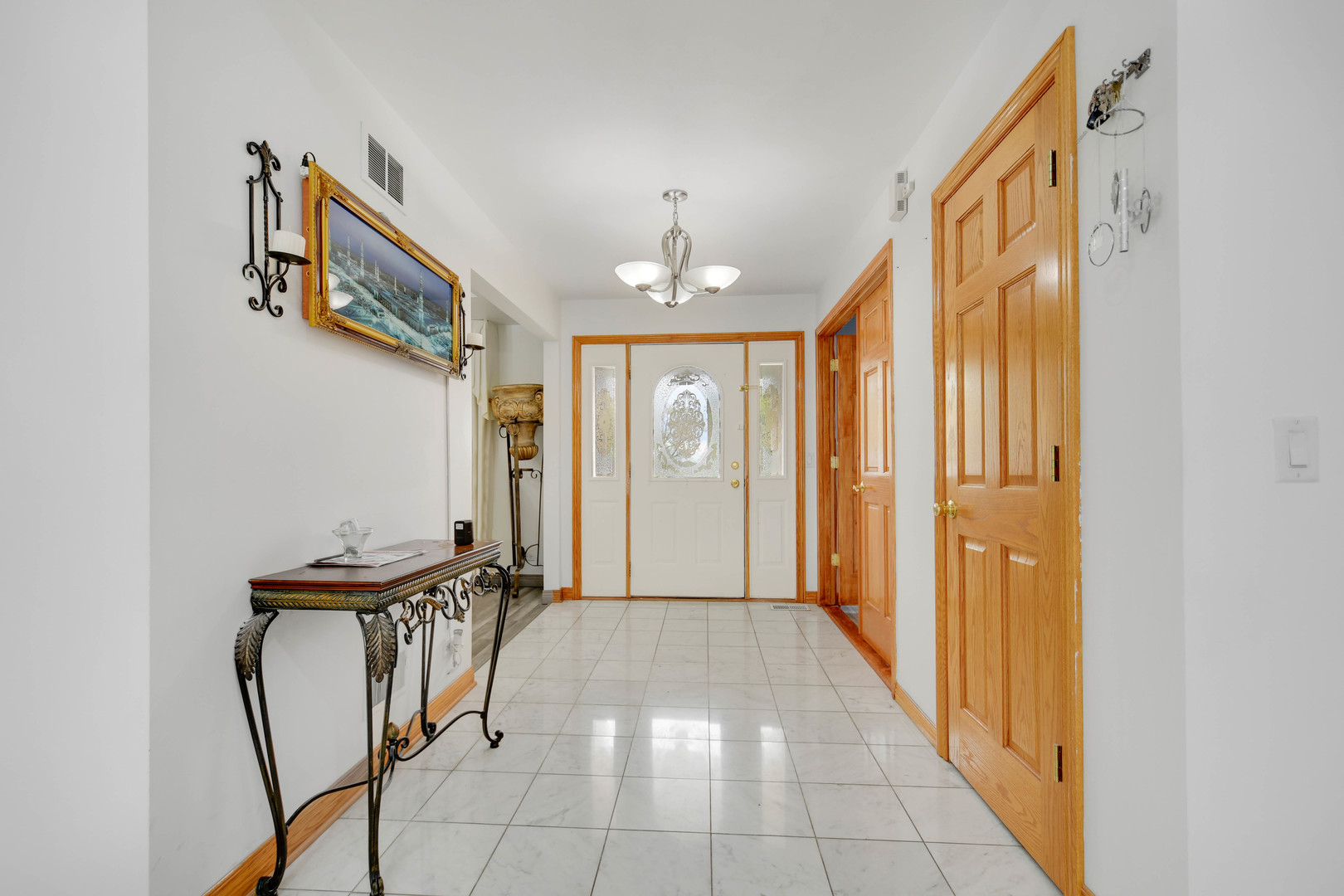 14650 Lamon Avenue Midlothian, IL 60445 - Photo 3 of 42