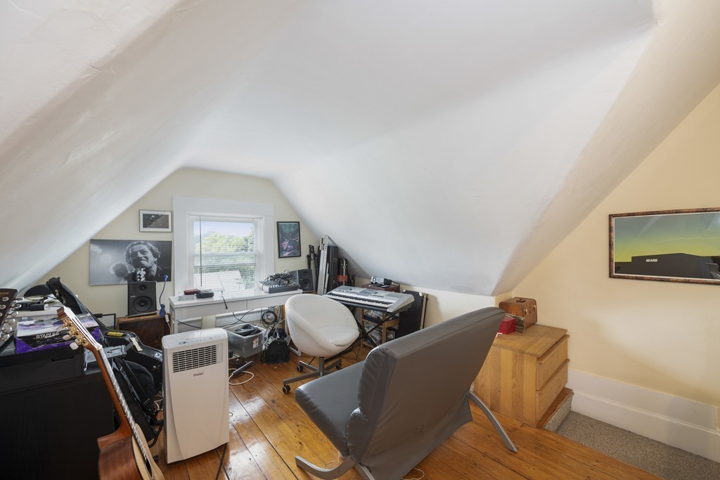 49 Bennett Street Boston, MA 02135 - Photo 19 of 24